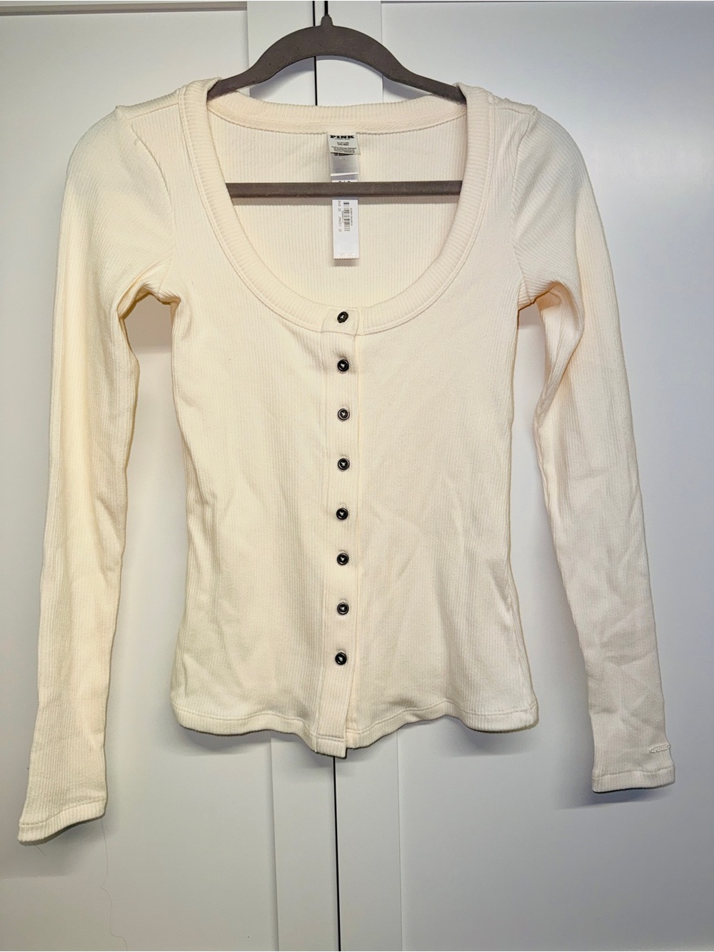 PINK Victoria's Secret Cream Ribbed Snap-Front Long Sleeve Top